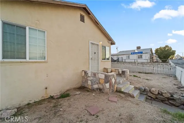 536 E Fredricks, Barstow, CA 92311 - Image #3