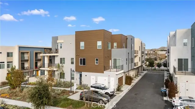 163 Baluster, Irvine, CA 92618 - Image #3