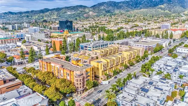 201 E Angeleno Avenue #206, Burbank, CA 91502