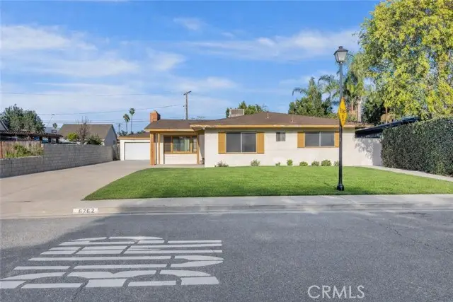 6762 Rainier Court, Riverside, CA 92506 - #1
