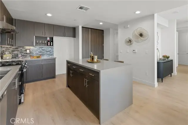 168 S Monterey Street #506, Alhambra, CA 91801 - Image #2