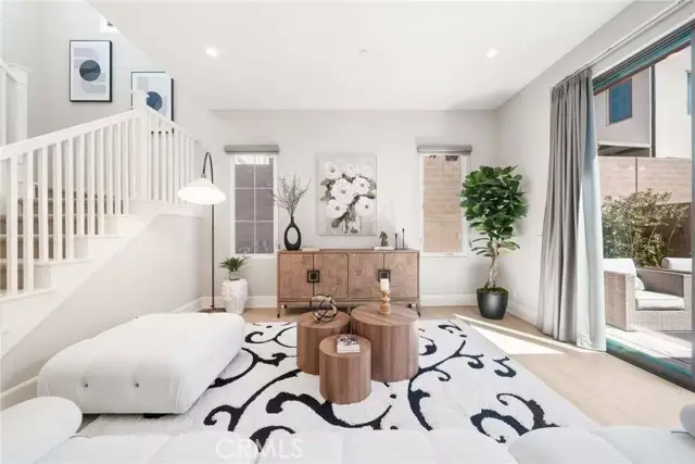 117 Donati, Irvine, CA 92602 - #3