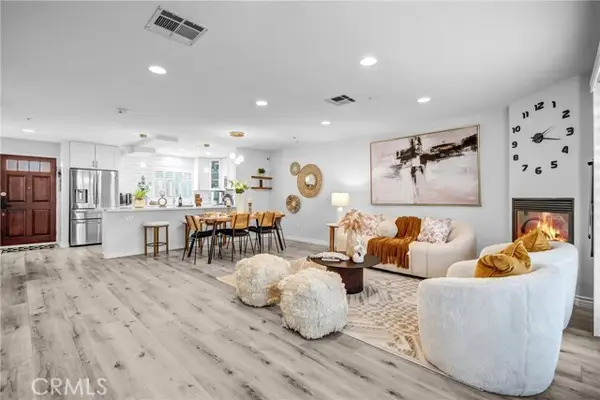 1133 S Hoover Street #314, Los Angeles, CA 90006