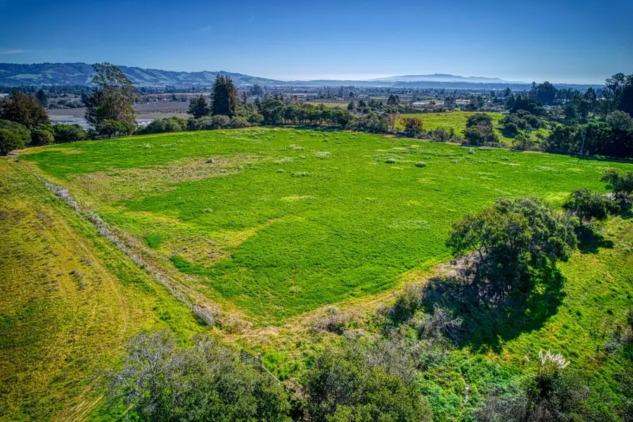 571 Calabasas Road, Aptos Hills Larkin Valley, CA 95076 - Image #3