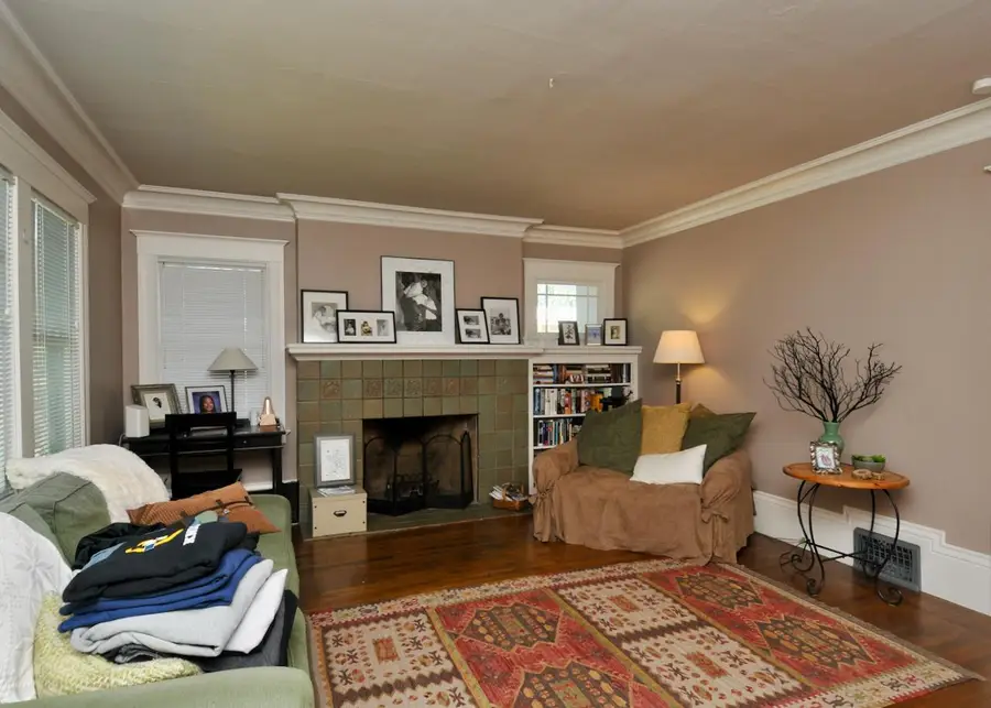 1015 Palm Avenue, San Mateo, CA 94401 - Image #2