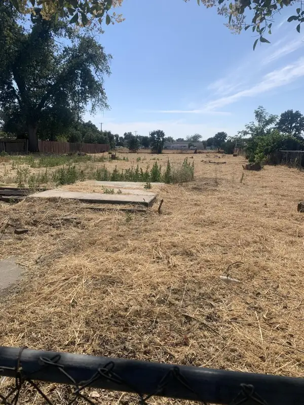 326 Oak Avenue, Galt, CA 95632