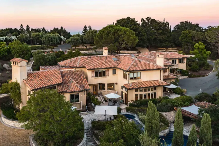 28500 Matadero Creek Lane, Los Altos Hills, CA 94022 - Image #3