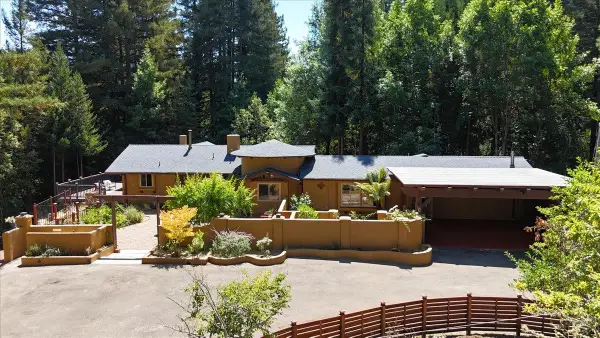 211 Hidden Lane, Santa Cruz, CA 95060