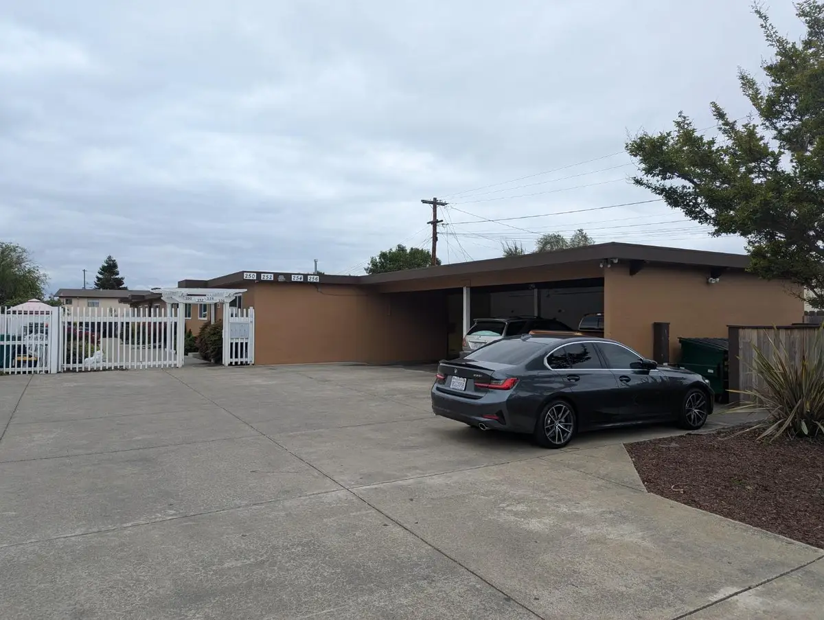250 Schafer Road, Hayward, CA 94544 - Image #1