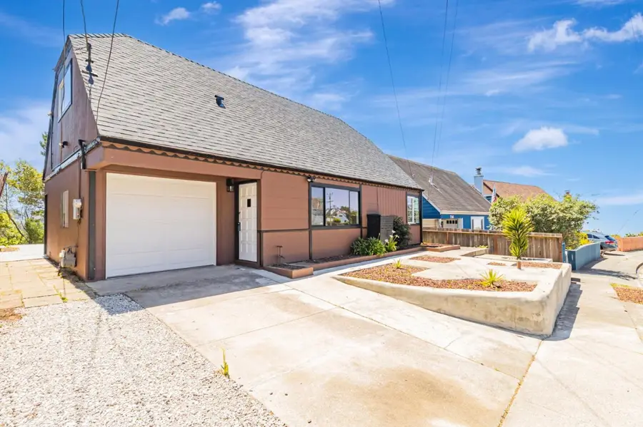 720 Lockhaven Drive, Pacifica, CA 94044 - Image #2