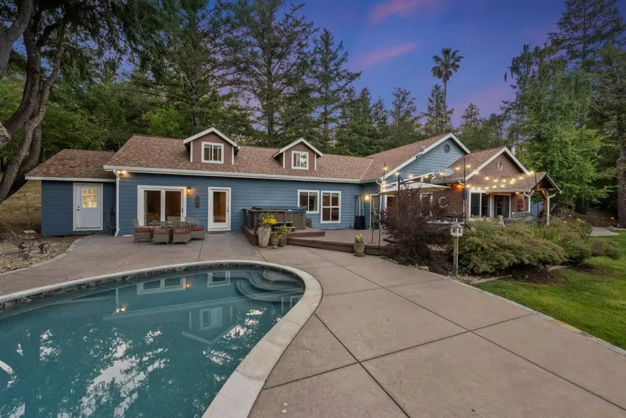 25560 Firhaven Lane, Los Gatos, CA 95033 - Image #3