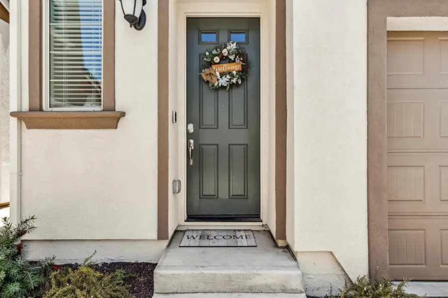 8906 Upbeat Way, Elk Grove, CA 95757 - Image #2