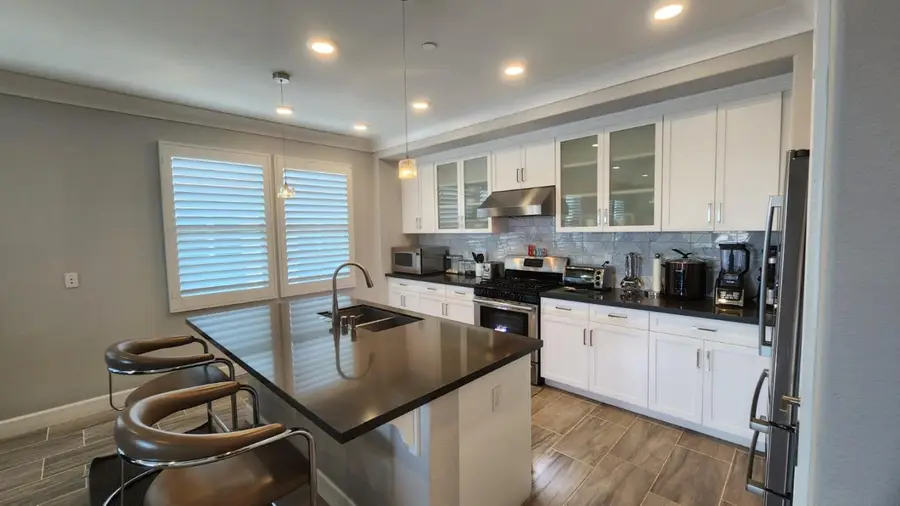 1068 Bigleaf Place #402, San Jose, CA 95131 - Image #3