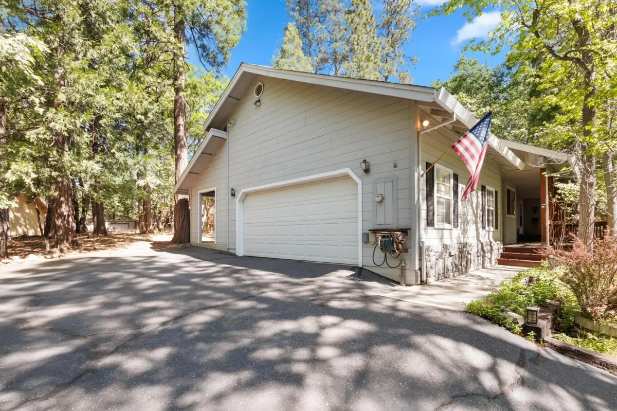 17256 Mount Elizabeth Drive, Sonora, CA 95370 - Image #1