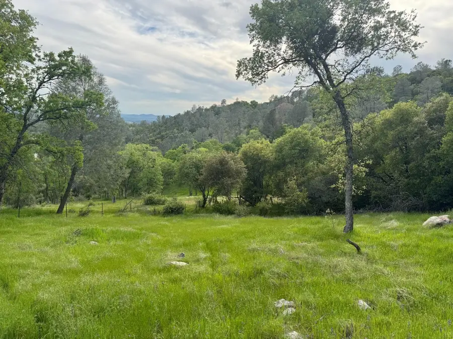 000 Cabezut Road, Sonora, CA 95370 - Image #2