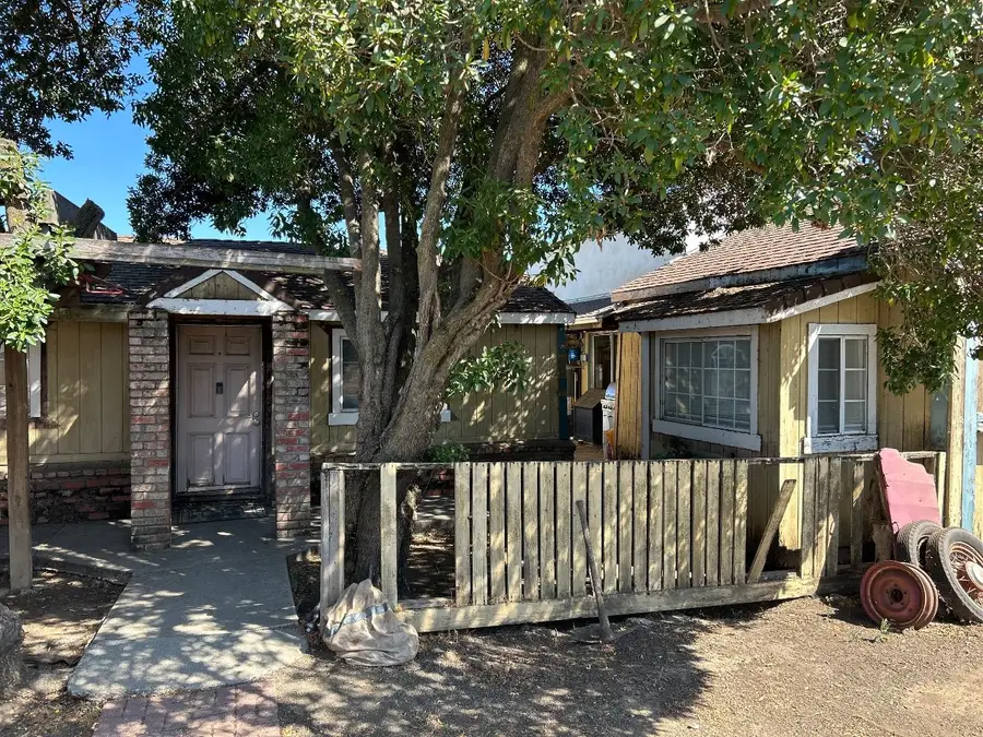 2160 Pacheco Pass Highway, Gilroy, CA 95020 - Image #2