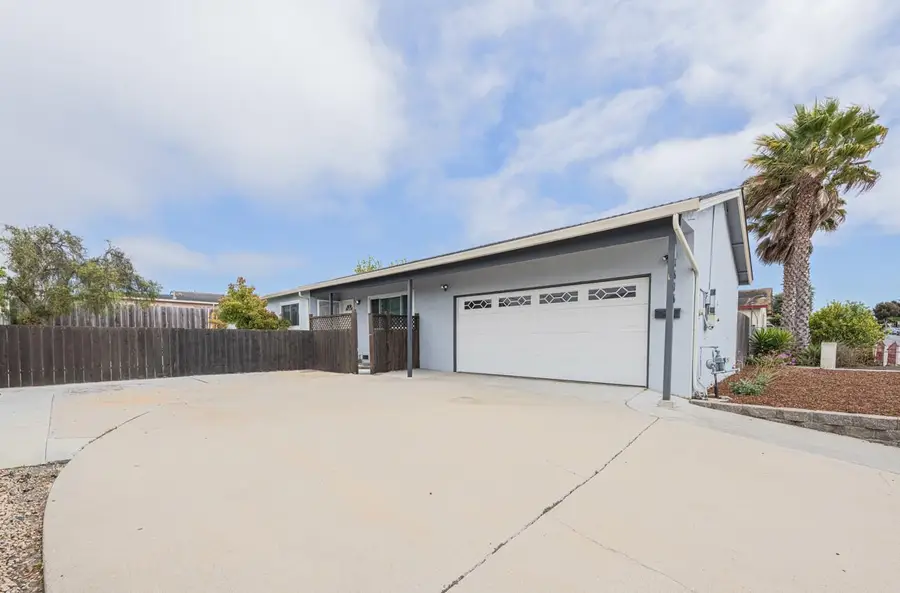 1676 Flores Street, Seaside, CA 93955 - Image #2