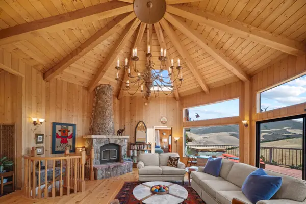 31420 Via La Naranga, Carmel Valley, CA 93924