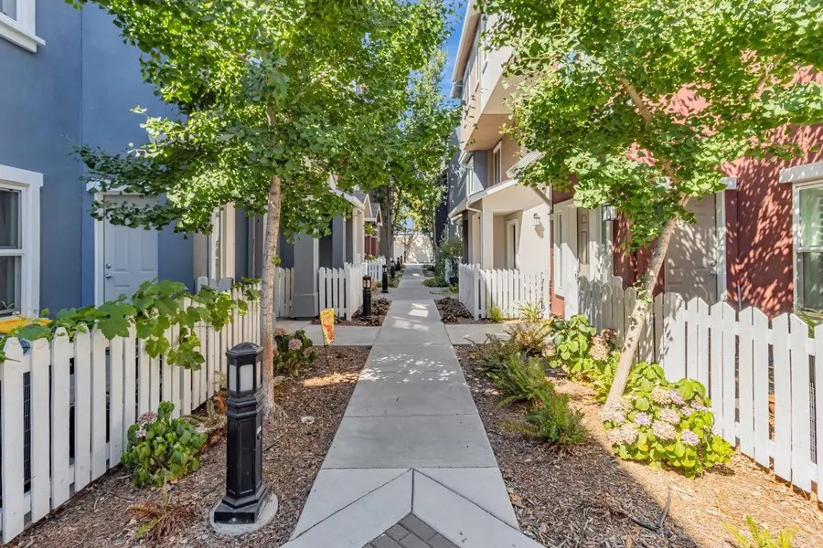 907 Rancho Place, San Jose, CA 95126 - Image #2