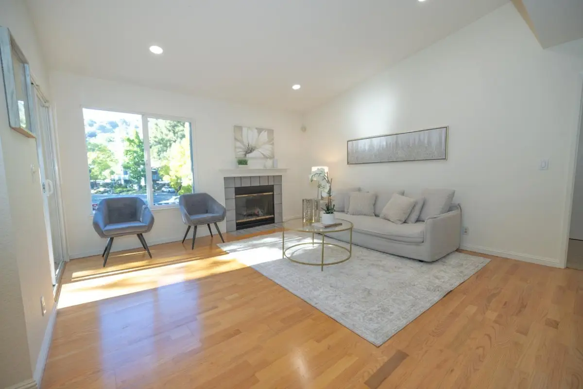 700 Canyon Oaks Drive #H, Oakland, CA 94605 - Image #1