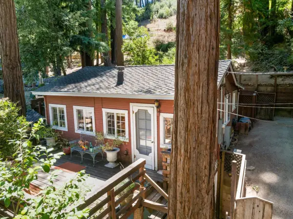 233 Acorn Drive, Boulder Creek, CA 95006