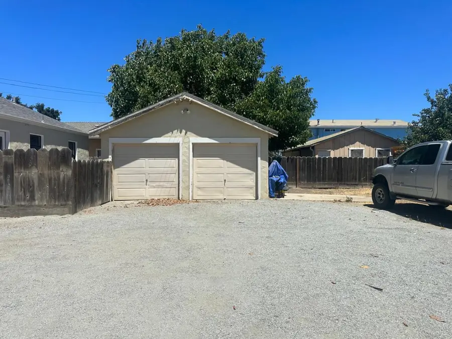 427 & 431 Ellis St, King City, CA 93930 - Image #2