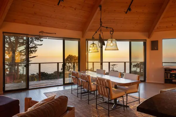 209 Crest Road, Carmel, CA 93923