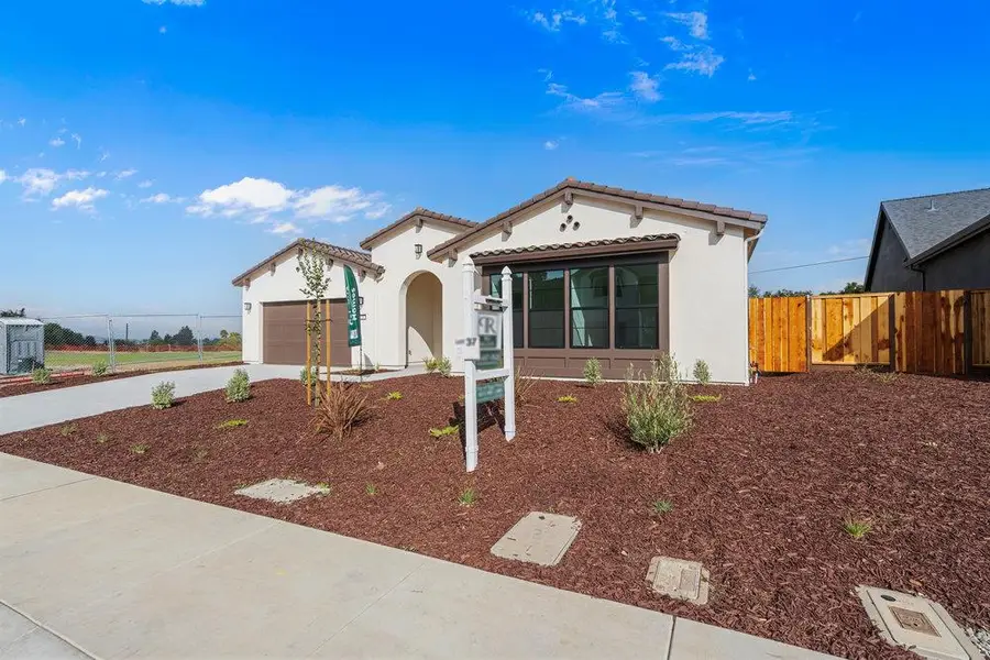 420 Maria #37, Hollister, CA 95023 - Image #2