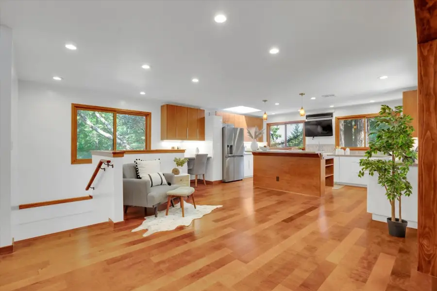 12 Summit Road, Woodside, CA 94062 - Image #2