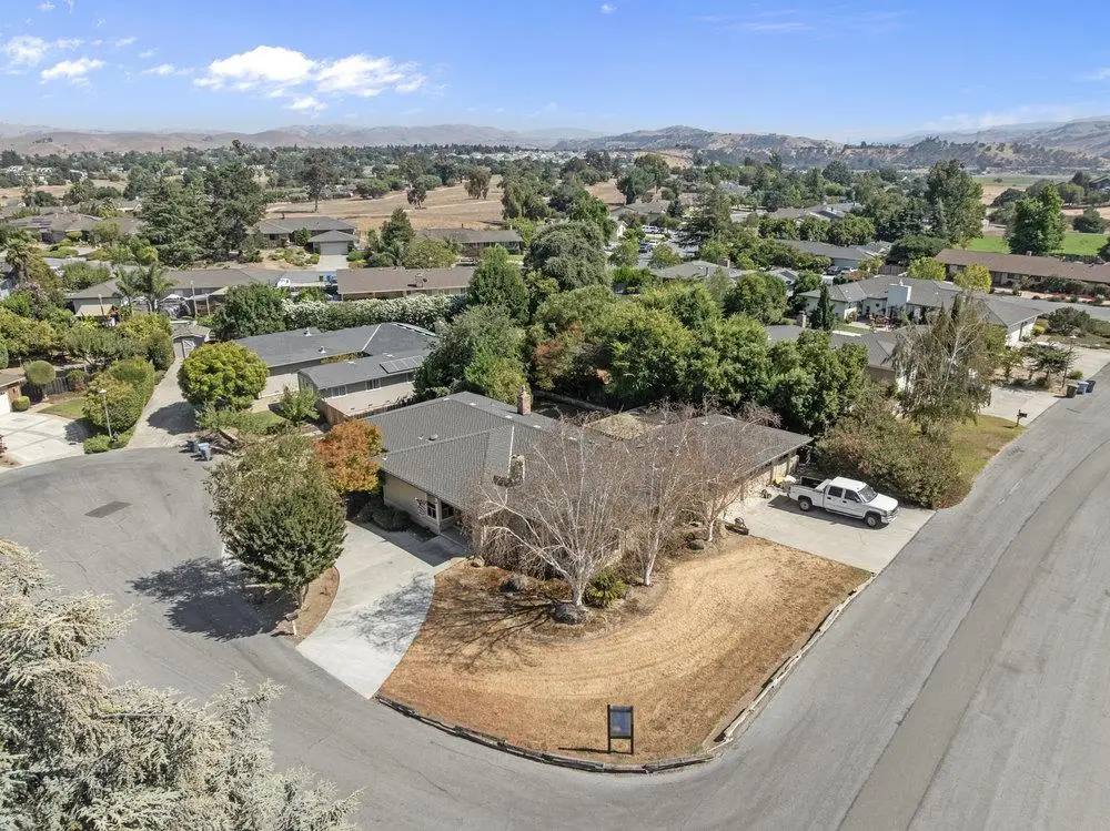15 Carol Anns Court, Hollister, CA 95023 - Image #1