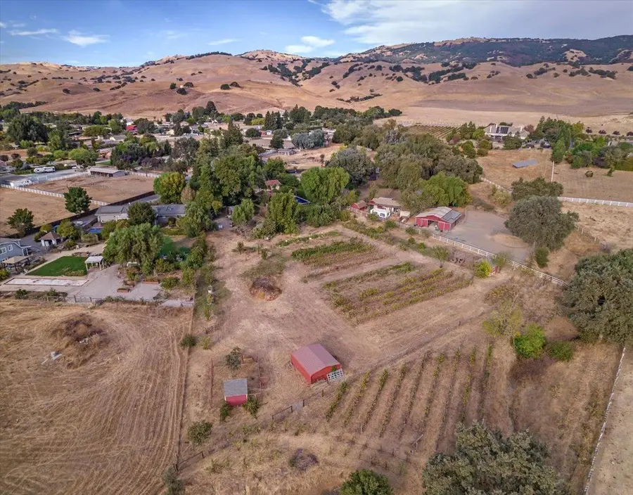12467 Creekview Court, San Martin, CA 95046 - Image #3
