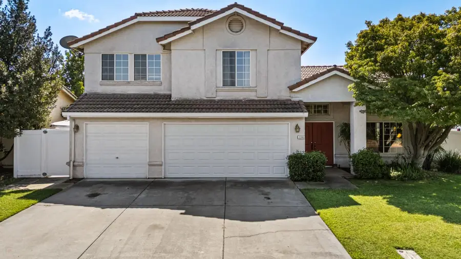 2295 Pontiac Street, Oakdale, CA 95361 - Image #2