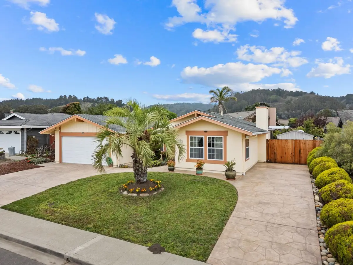 1527 Hawser Lane, Half Moon Bay, CA 94019 - Image #1