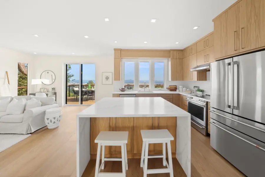 842 Clearfield Drive, Millbrae, CA 94030 - Image #3