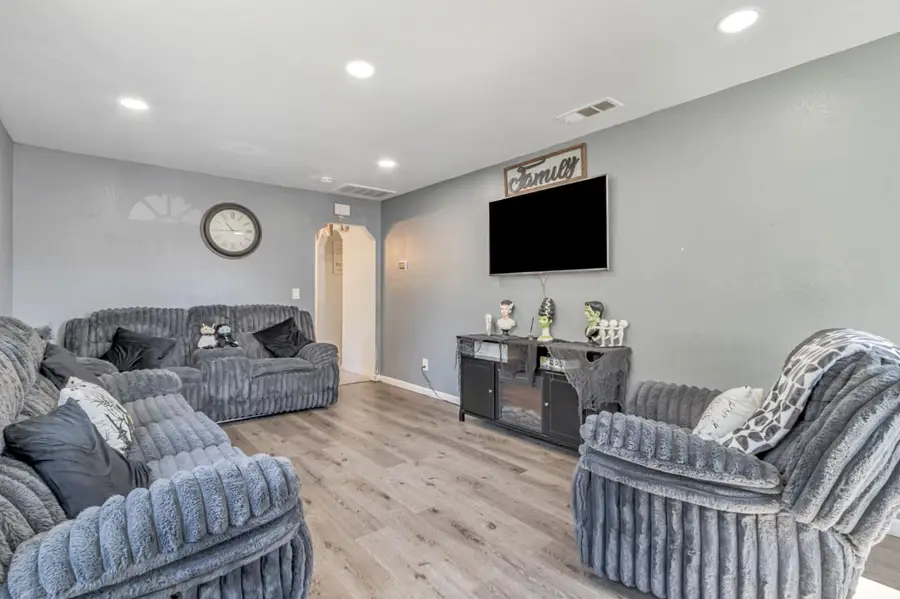 76 Sunset Court, San Jose, CA 95116 - Image #3