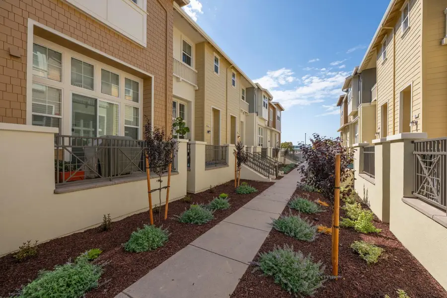 31 Bremerton Circle, Redwood City, CA 94065 - Image #3