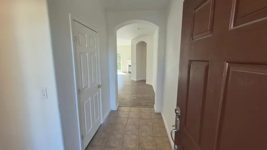 2913 Las Flores Circle, Los Banos, CA 93635 - Image #2