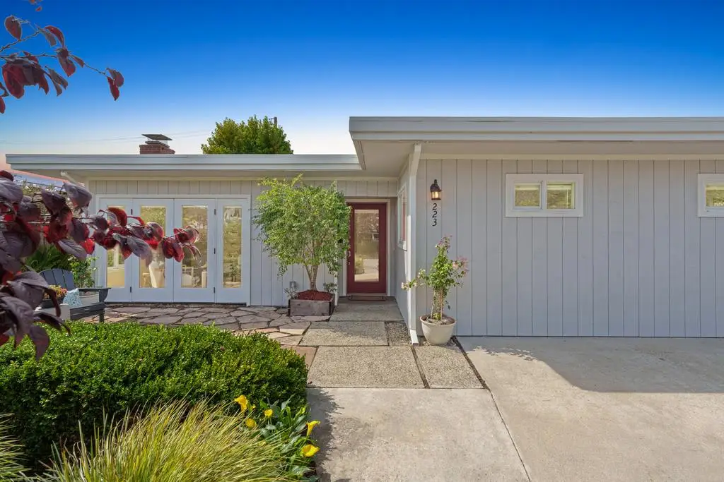 223 Merced Avenue, Santa Cruz, CA 95060 - Image #1