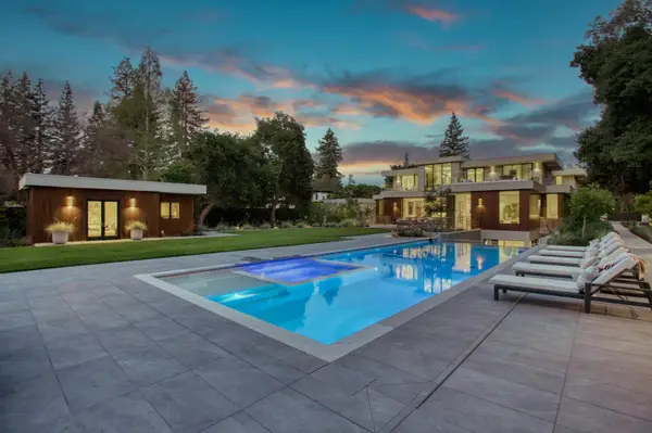 88 Tuscaloosa Avenue, Atherton, CA 94027