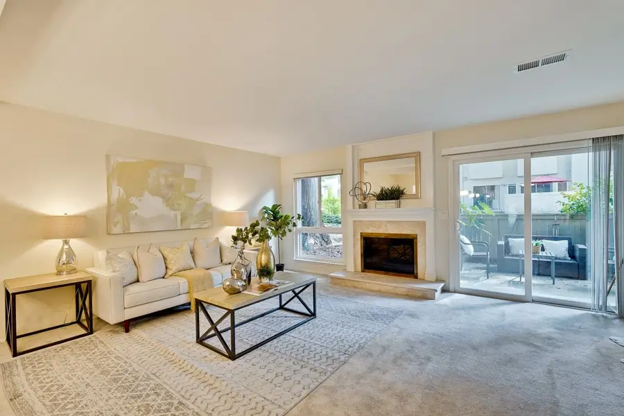 19423 Vineyard Lane, Saratoga, CA 95070 - Image #3