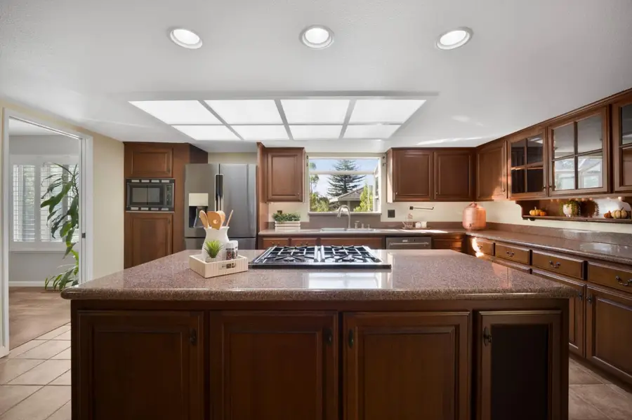 16715 Cerro Vista Drive, Morgan Hill, CA 95037 - Image #3