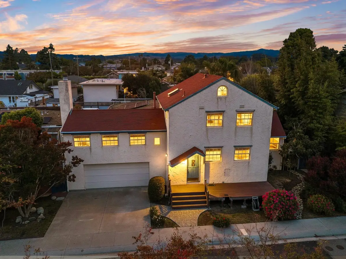 1735 Matthews Lane, Santa Cruz, CA 95062 - Image #1