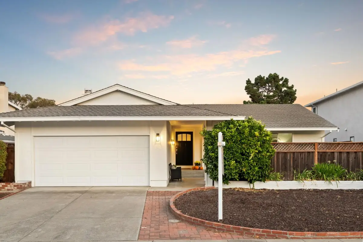 530 Barkentine Lane, Redwood City, CA 94065 - Image #1