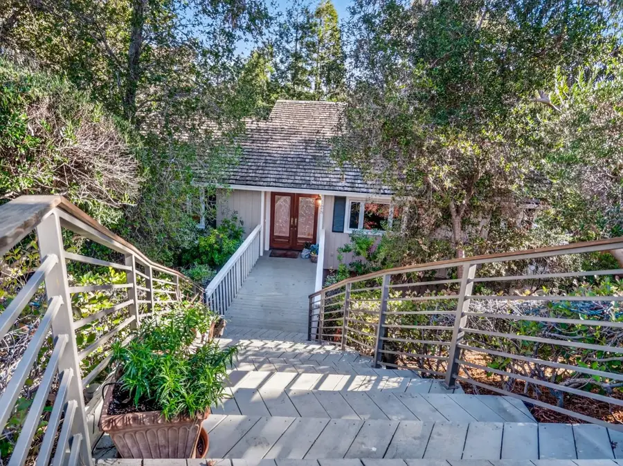 128 Capistrano Place, Los Gatos, CA 95032 - Image #3
