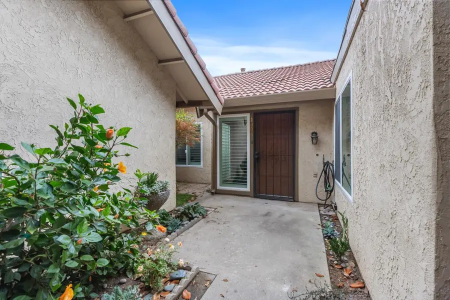 1006 Sylvan Meadows Drive, Modesto, CA 95356 - Image #2