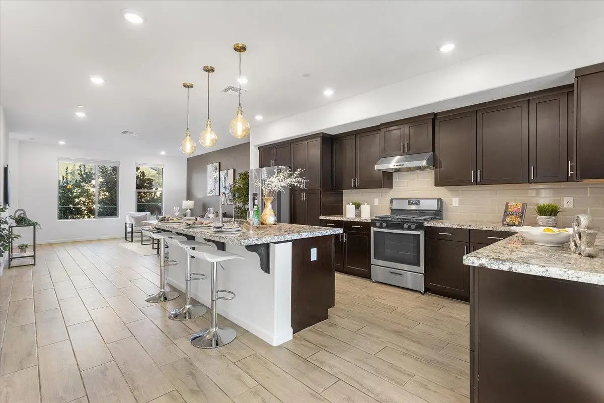 25218 Parklane Drive, Hayward, CA 94544 - Image #1