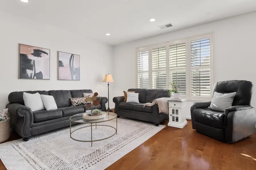 1112 Park West Drive, Pittsburg, CA 94565 - Image #2