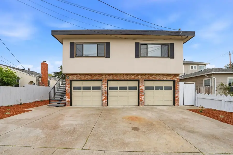 11-15 Spruce Street, Millbrae, CA 94030 - Image #2
