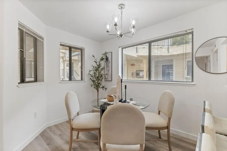 576 W Parr Avenue #1, Los Gatos, CA 95032 - Image #2