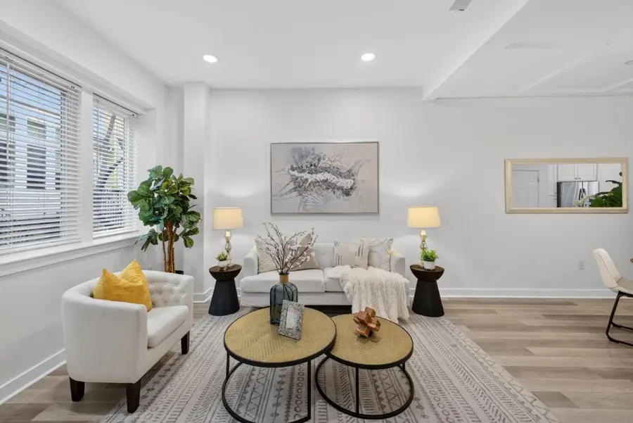 213 Cahill Park Drive, San Jose, CA 95126 - Image #2